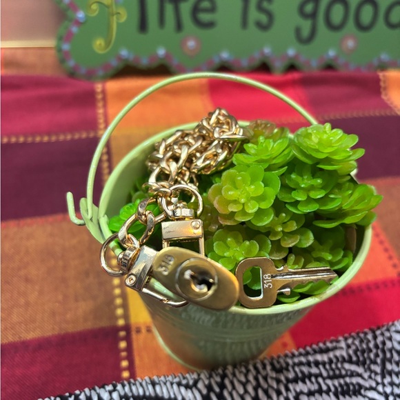 Louis Vuitton Pad lock chocker necklace#318 - Picture 15 of 15